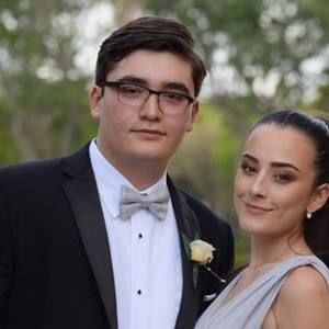 Meet your Posher, Cristina